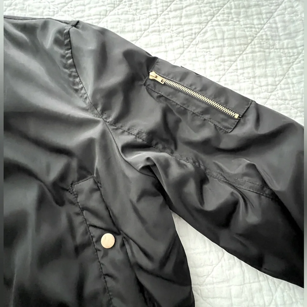 Stylish Bomber Jacket with Gold Finishes - Picture 4 of 12